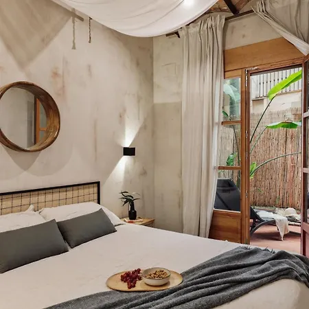 Komodo - 3 Bedrooms And Terrace In El Born アパート